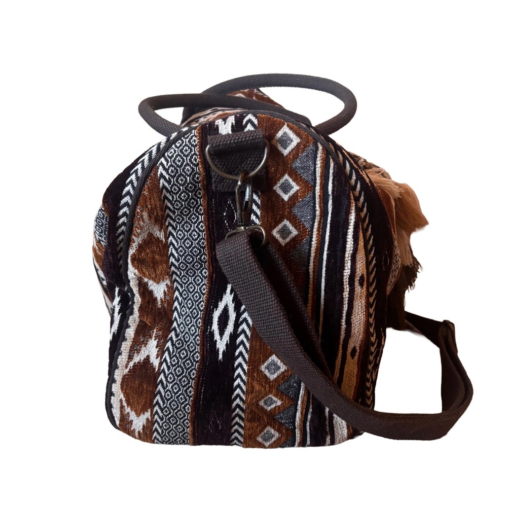 World Market Aztec Print Brown White Tan Weekender Tote Full Zip Closure - Picture 4 of 9